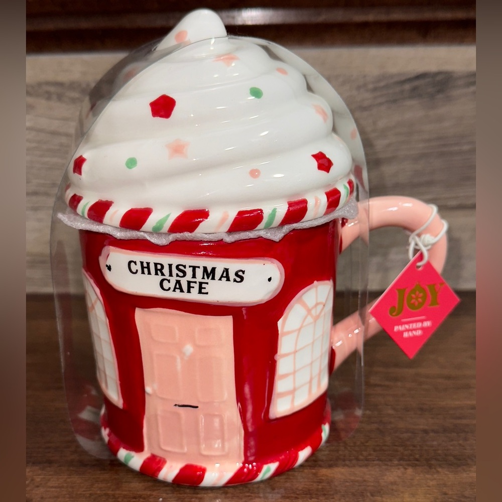 Super Cute Christmas Cafe Lidded Mug Hand Painted - NEW